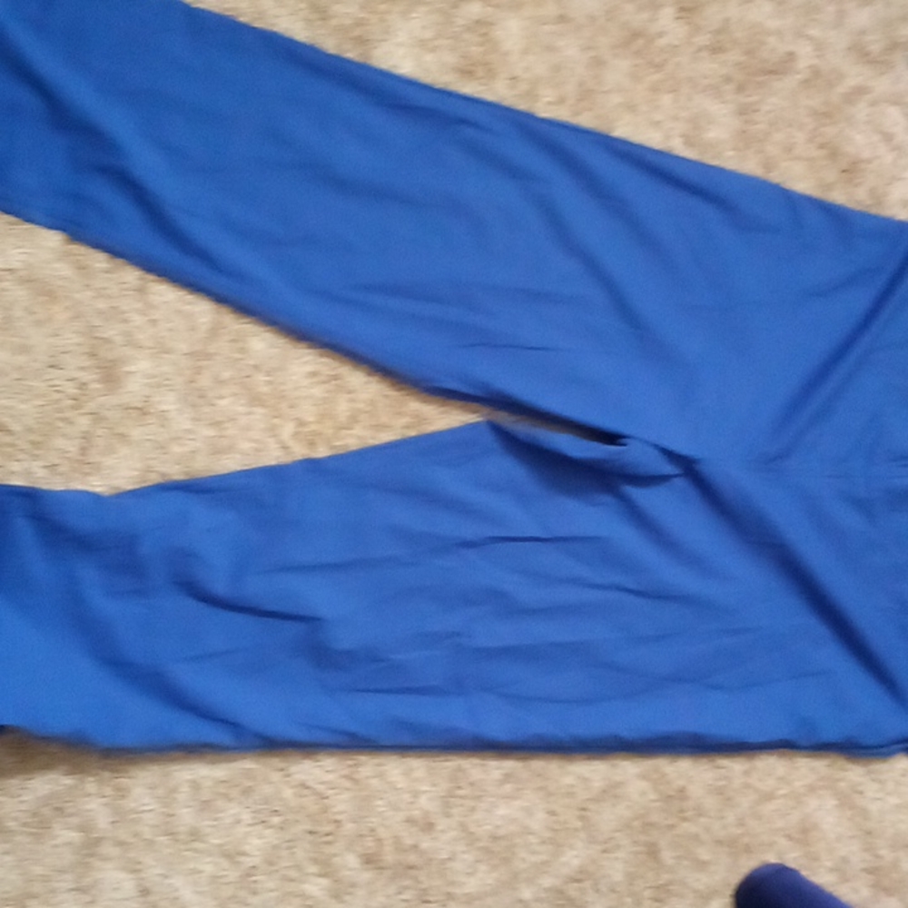 Scrub bottoms - Picture 3 of 3